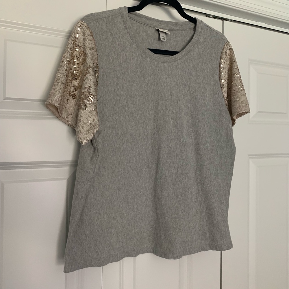✨A New Day Sequin Sleeve Tee